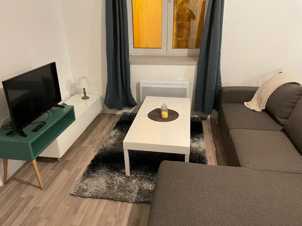 Appartement T2 Meuble, Centre Verdun, 1Er Etage ภายนอก รูปภาพ